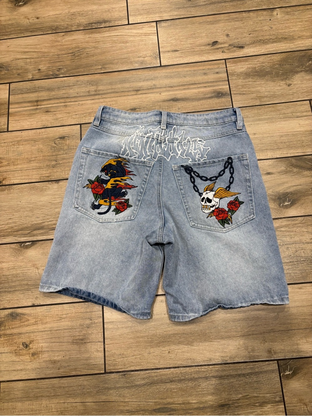Ninth Hall Waylay Graphic Light Wash Denim Shorts Size 31 Y2K Streetwear